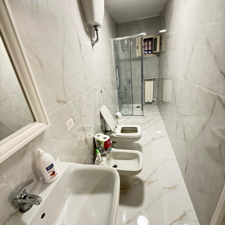 Plebiscito Charme Rooms - Camera Matrimoniale con Bagno in Comune - 26