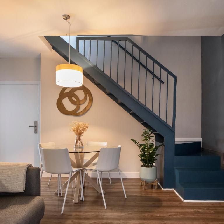 Feelathome Poblenou Beach Apartments - Two-Bedroom Apartment with Terrace - Bilbao 11 - 2