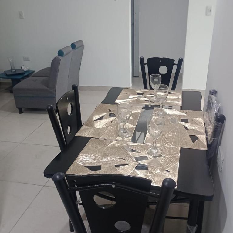 Beautiful, quiet and comfortable apartment - Two-Bedroom Apartment - 6