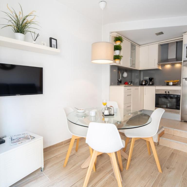 Feelathome Poblenou Beach Apartments - Two-Bedroom Family Apartment - Galceran Marquet 8 - 6