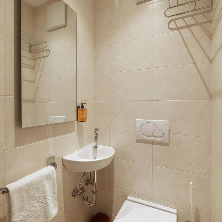 La Tambra - Residence - Central with Restaurant - Appartamento con 2 Camere da Letto - 9