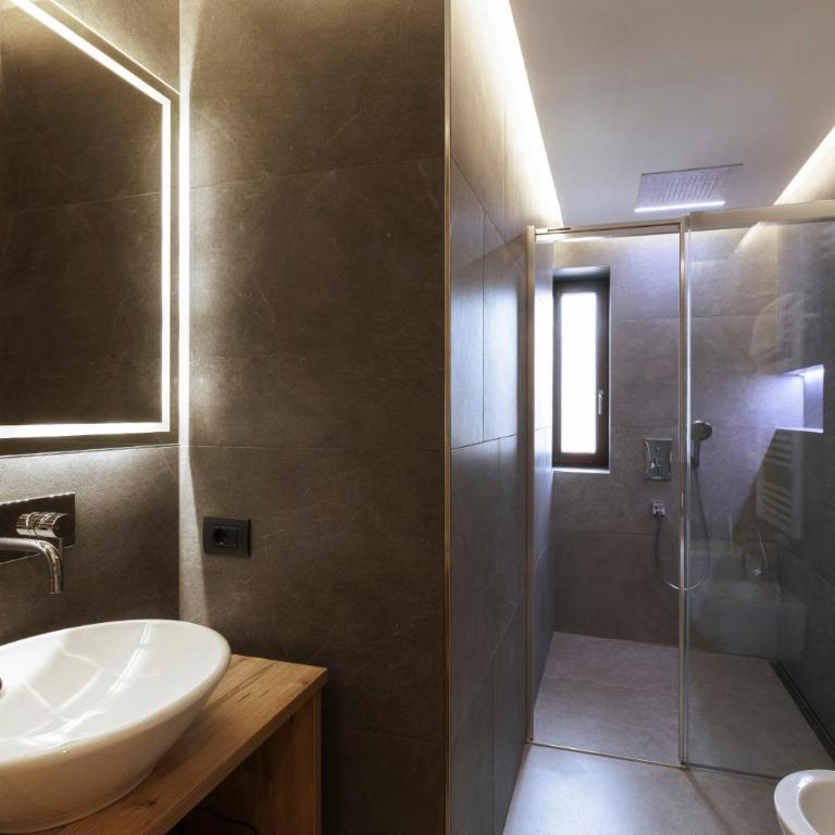 La Tambra - Residence - Central with Restaurant - Monolocale con Balcone - 10