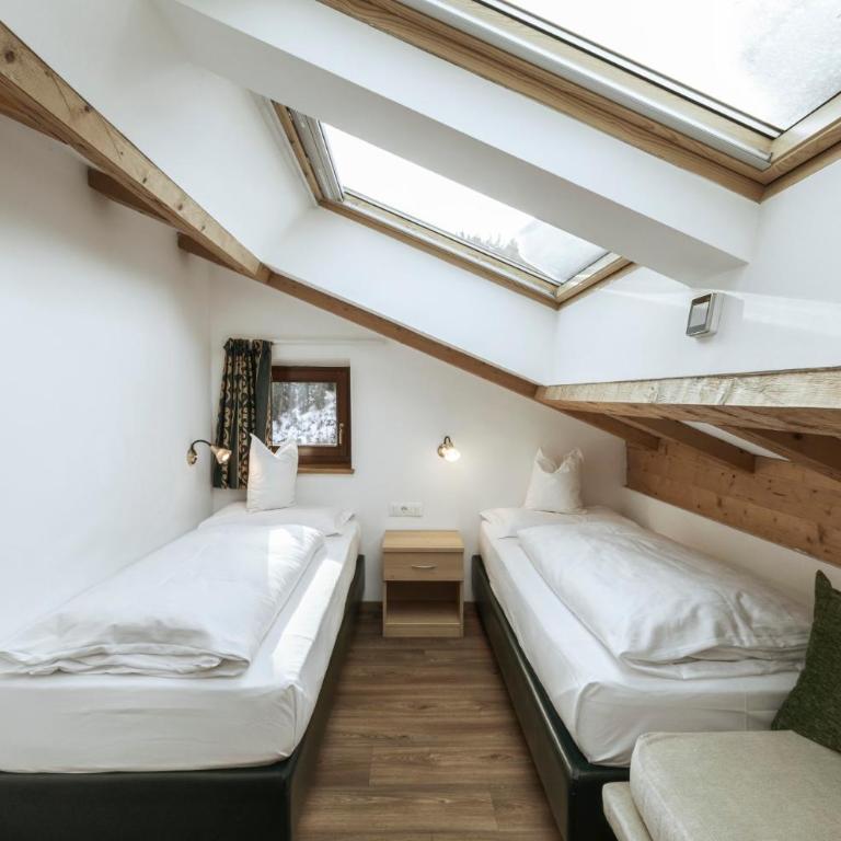 La Tambra - Residence - Central with Restaurant - Suite Familiare con Balcone - 12