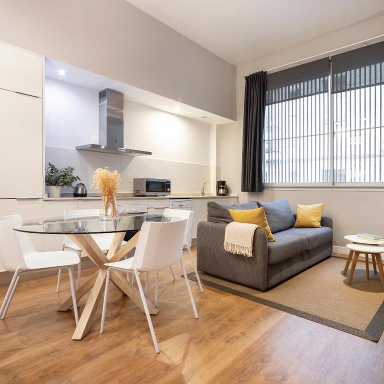 Feelathome Poblenou Beach Apartments - One-Bedroom Ground Floor Apartment - Carrer Bilbao 11 - 2