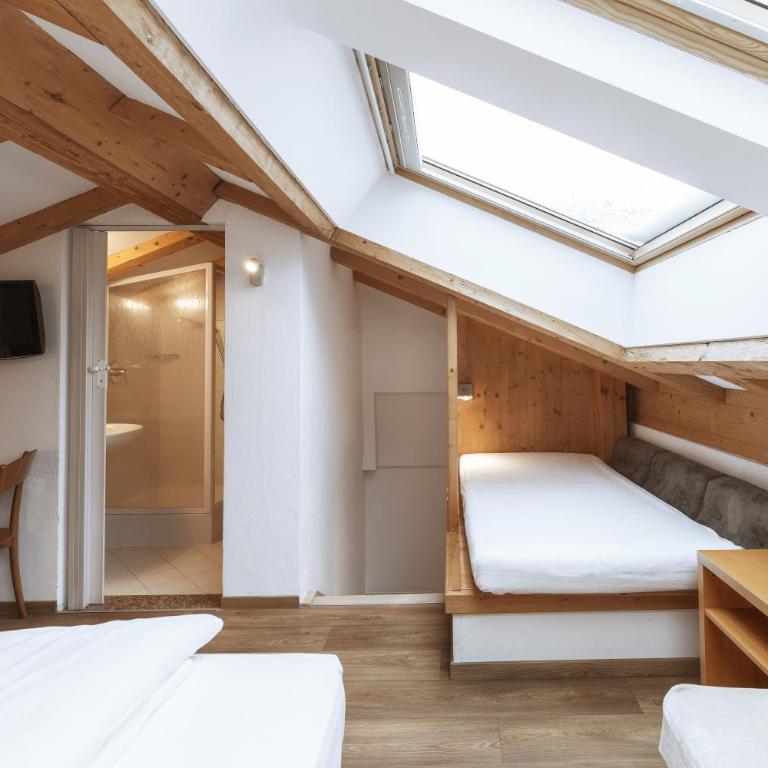 La Tambra - Residence - Central with Restaurant - Suite Familiare - 1