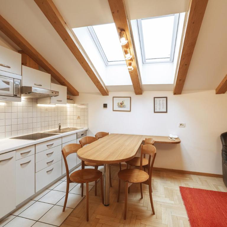 La Tambra - Residence - Central with Restaurant - Suite Familiare - 9