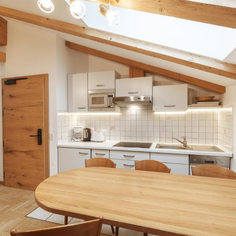 La Tambra - Residence - Central with Restaurant - Suite Familiare - 8