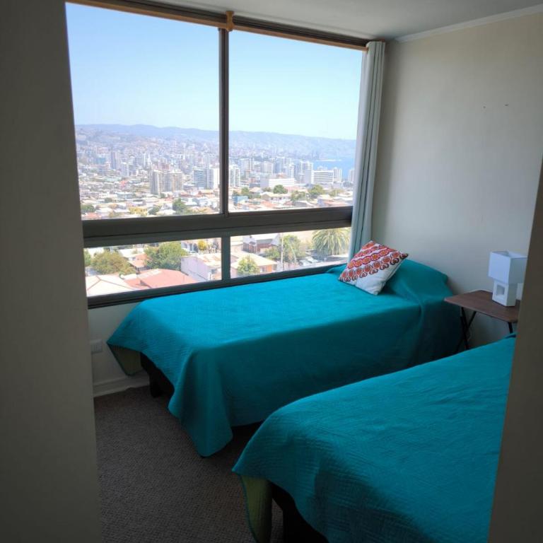 Depto en viña del Mar Wifi, estacionamiento, cerca mall arauco, playa - Three-Bedroom Apartment - 13