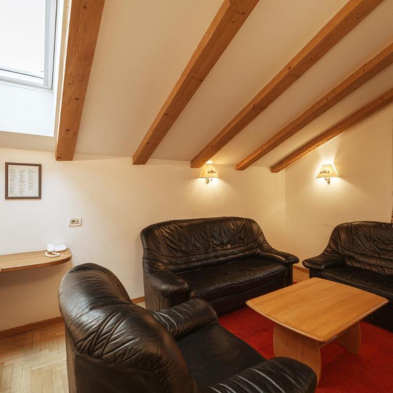La Tambra - Residence - Central with Restaurant - Suite Familiare - 20