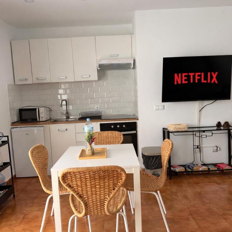 Hygge Home with Seaside and Golf-View Balcony - Apartamento de 1 dormitorio - 15