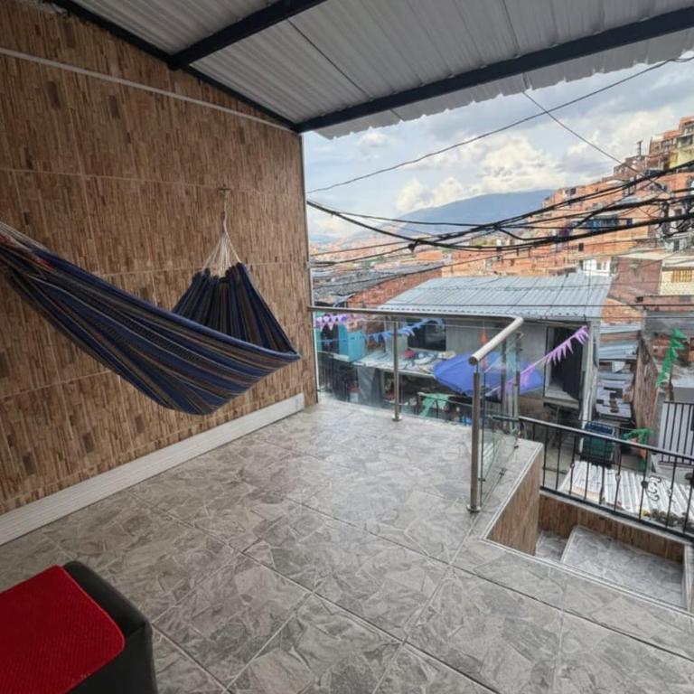 House with Terrace San Javier Comuna 13 - Three-Bedroom House - 1