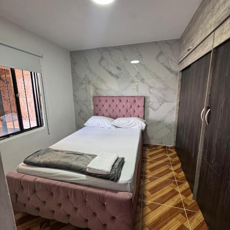 House with Terrace San Javier Comuna 13 - Three-Bedroom House - 6