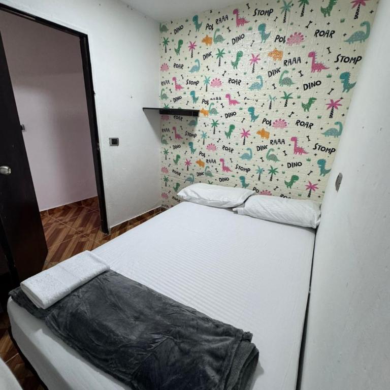 House with Terrace San Javier Comuna 13 - Three-Bedroom House - 8