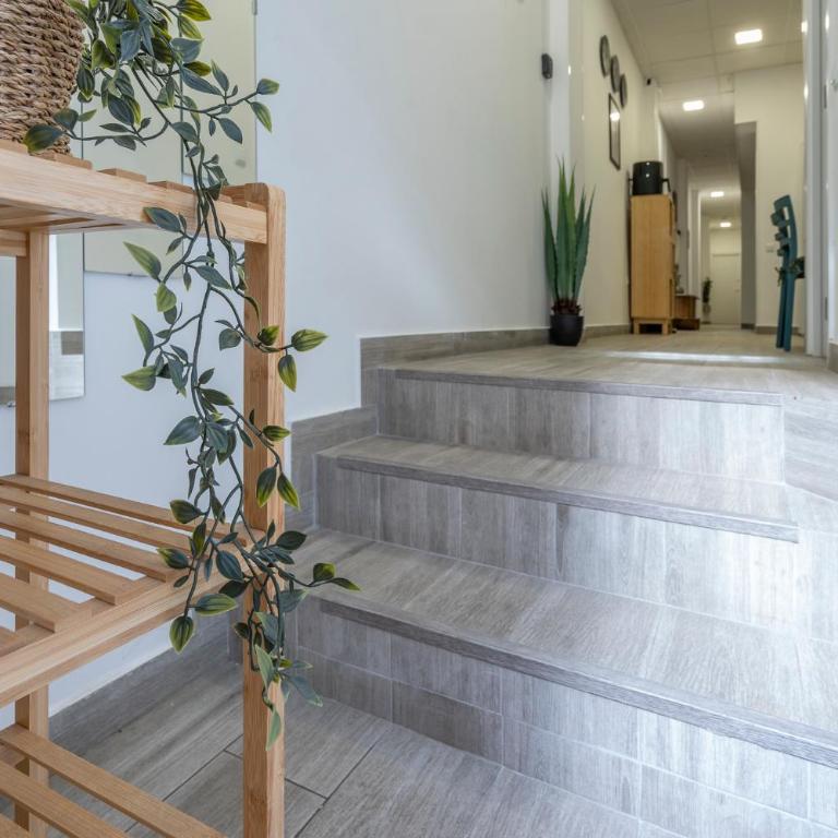 Castillo Santa Barbara - Three-Bedroom Superior Apartment - 7