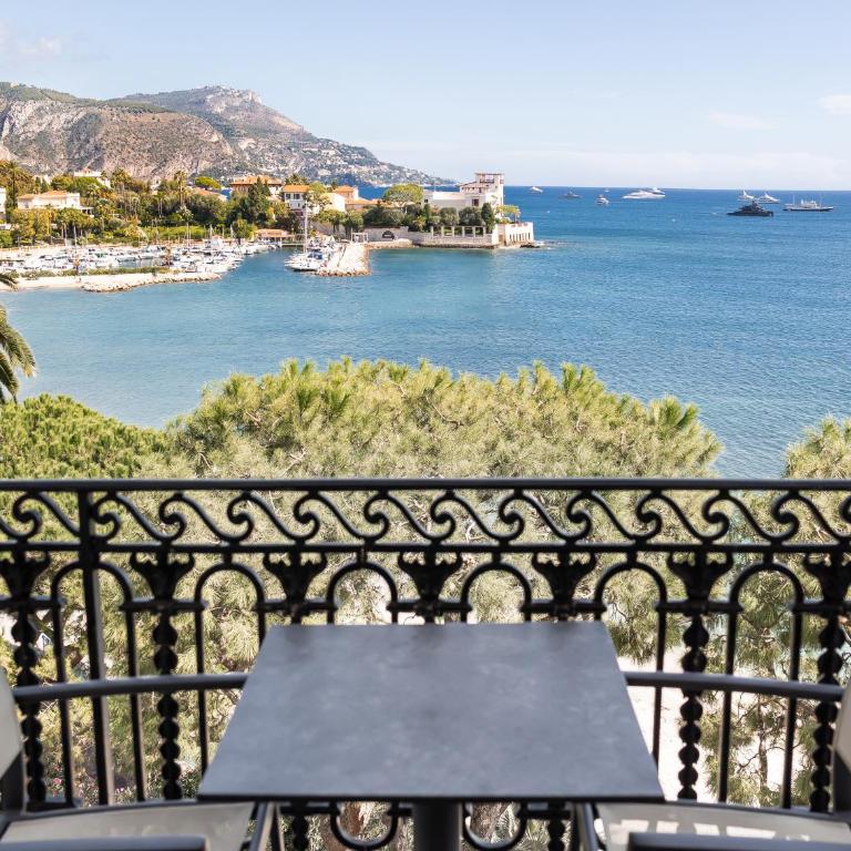 Hotel Royal-Riviera - Chambre Double avec Balcon - Vue sur Mer - 3