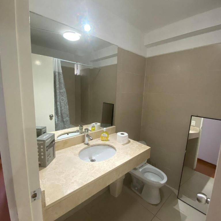 Hermoso apartamento de 3 habitaciones frente a parque en San Isidro - Two-Bedroom Apartment - 14