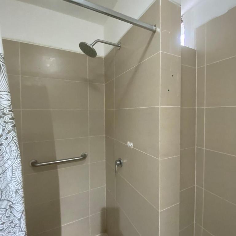 Hermoso apartamento de 3 habitaciones frente a parque en San Isidro - Two-Bedroom Apartment - 17
