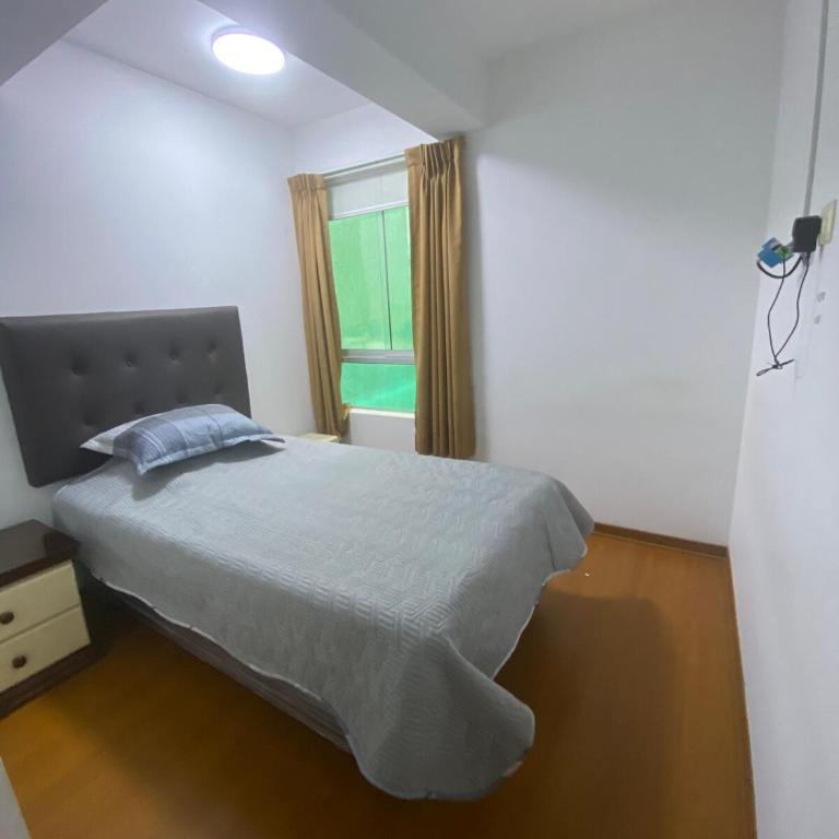 Hermoso apartamento de 3 habitaciones frente a parque en San Isidro - Two-Bedroom Apartment - 22