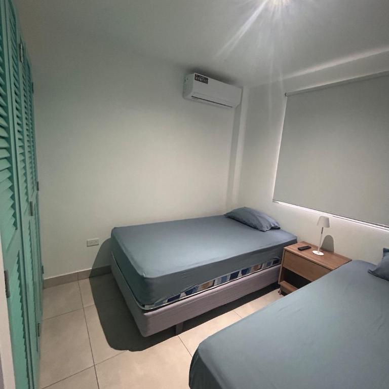 Casa de estreno en la playa al lado de Capaes - Three-Bedroom House - 6
