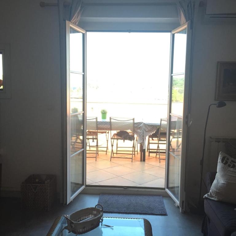 Charmant T3 avec grande terrasse vue port et mer - Apartment mit 2 Schlafzimmern mit Hafenblick - 2