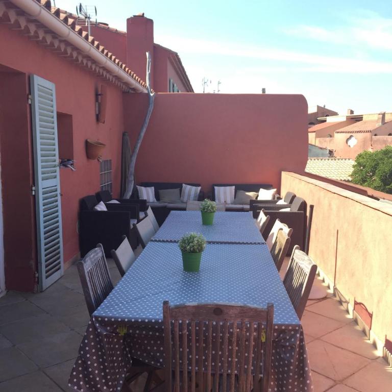 Charmant T3 avec grande terrasse vue port et mer - Apartment mit 2 Schlafzimmern mit Hafenblick - 12