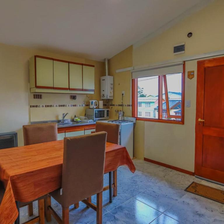 Depto Cálido Ushuaia Zona Tranquila - Apartamento Estándar de 2 dormitorios - 1