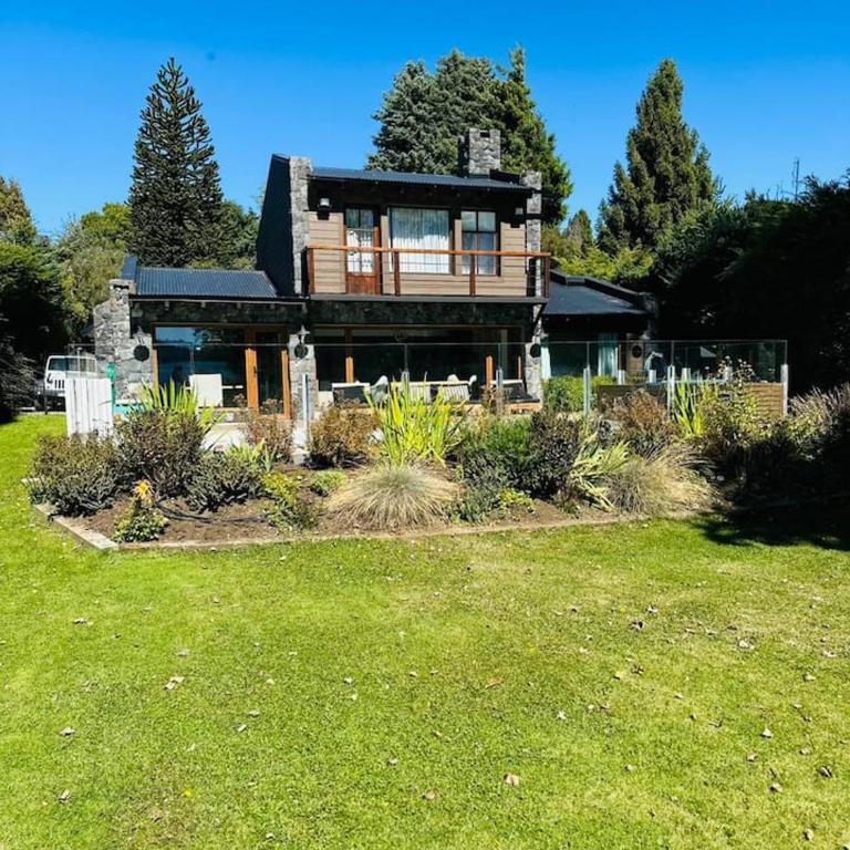 Vive Bariloche - Casas Departamentos - Casa de 5 dormitorios - 1
