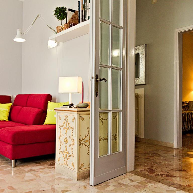 Camera Azzurra con veranda privata - Madame Fannj - Camera Matrimoniale/Doppia con Letti Singoli con Bagno Privato Esterno - 34