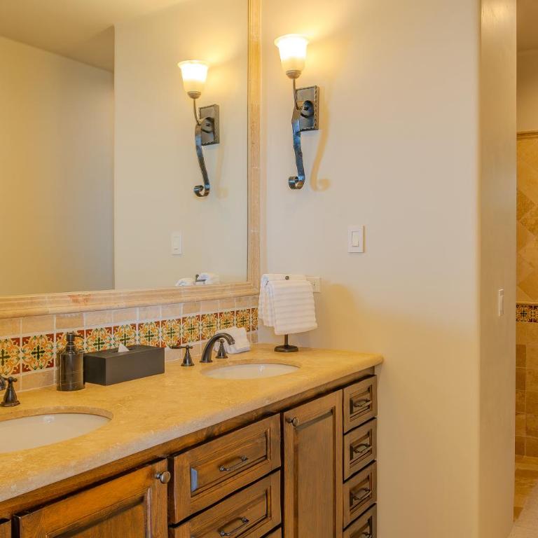 Villas Del Mar Fully Staffed and access to Golf & Palmilla Dunes Club - Deluxe Villa - 65
