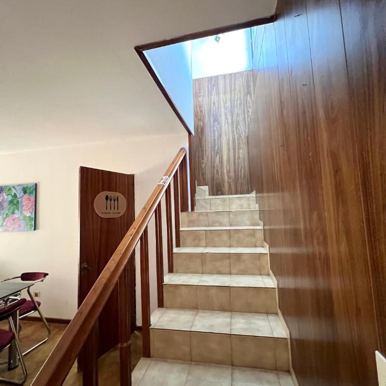 Casa con pileta - Casa Unifamiliar de 3 dormitorios - 5