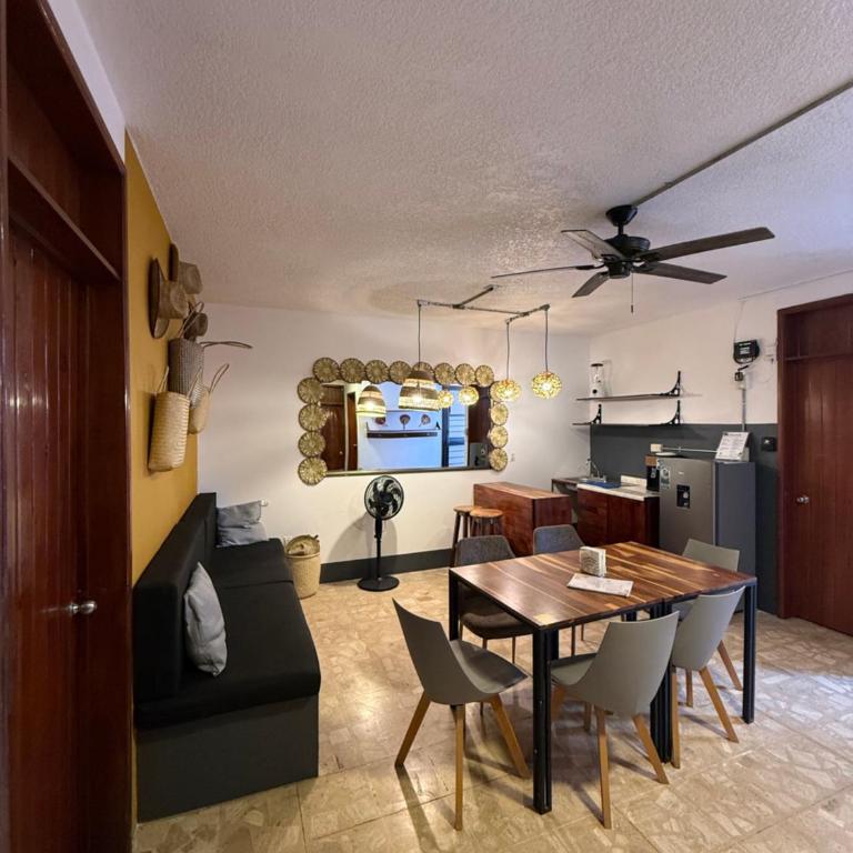 HOSTAL CHOCOLATE CALENDA - Habitación Doble con baño privado - 4