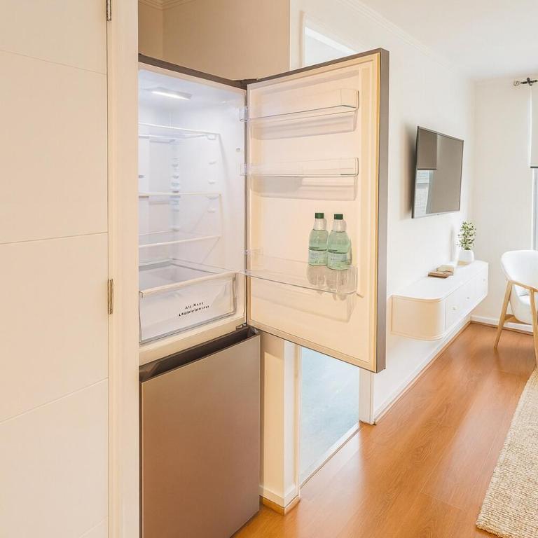 Vanguardia Apartments - Metro Manquehue - One-Bedroom Deluxe Apartment - 15
