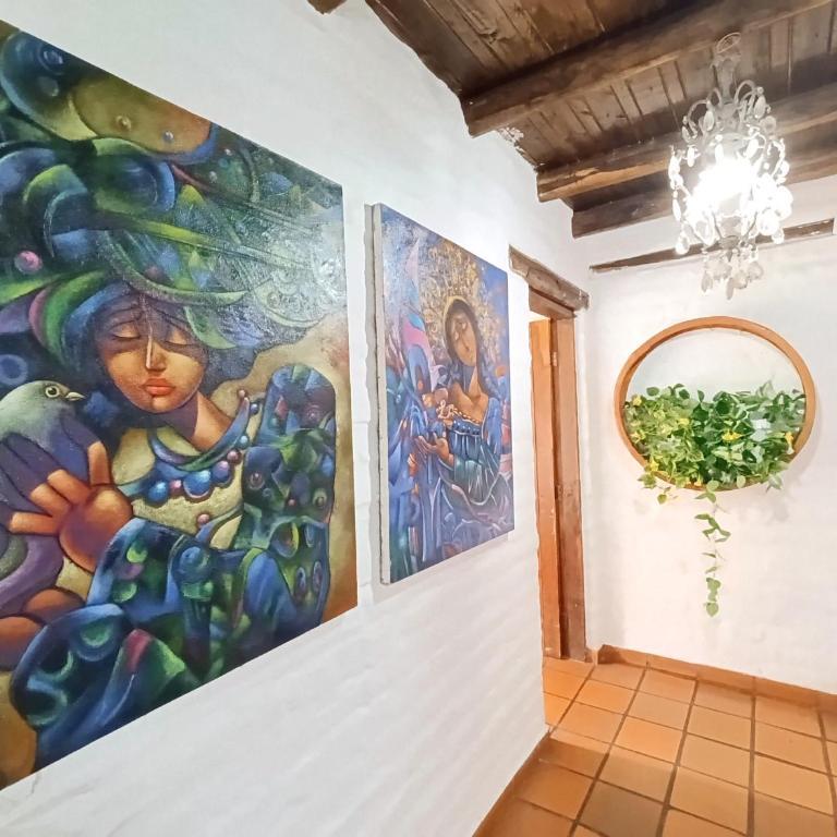 Pifo Pool House free Airport pickup Tours - Three-Bedroom House - 36