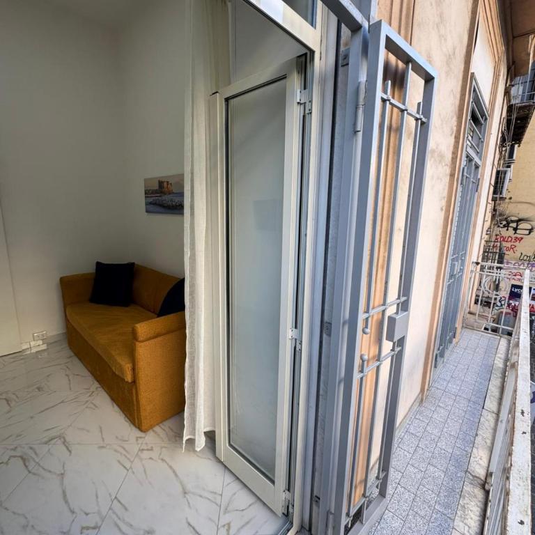 Residenza Castel Capuano - Appartamento con 3 Camere da Letto e con Balcone - 21