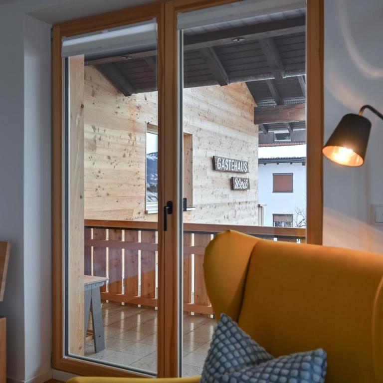 Gästehaus Weiss - Apartment mit 1 Schlafzimmer - 1