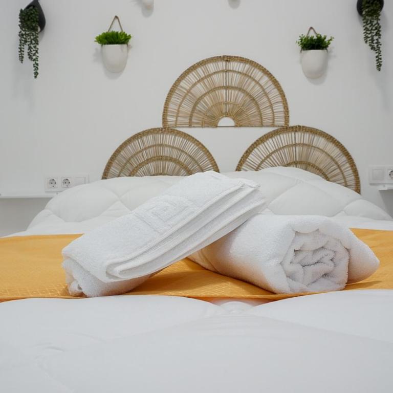 La Plaza Living - Deluxe Room - 4