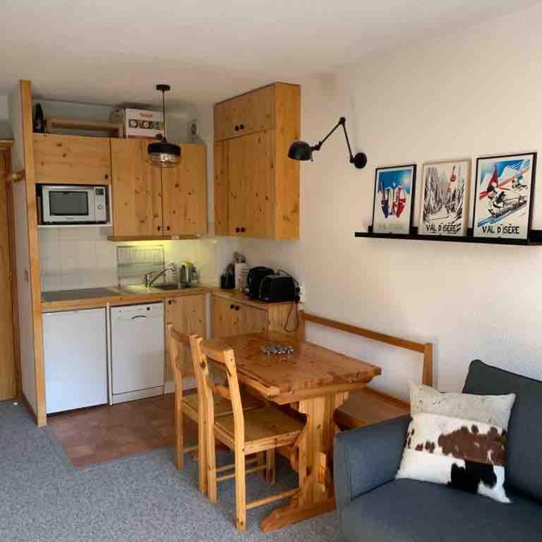 Studio cabin for 2 adults and 2 childrens with private parking - Studio avec Balcon - 3