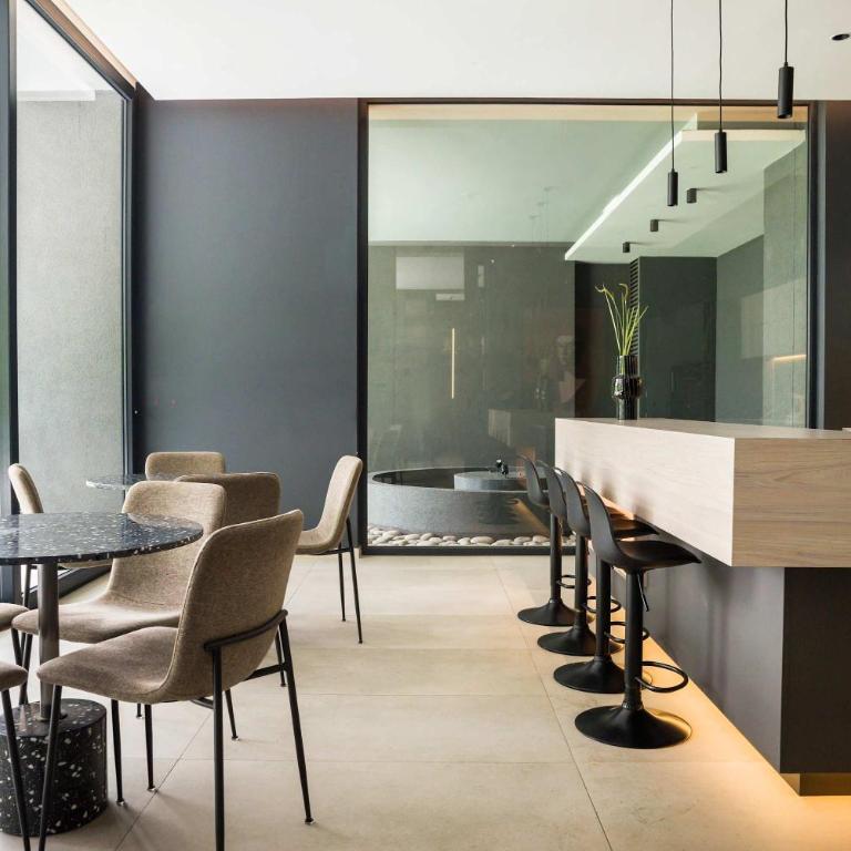 Stylish 1-BR Urban Oasis for 3 in Las Condes - Apartment - 47
