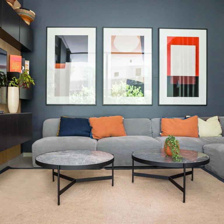 Stylish 1-BR Urban Oasis for 3 in Las Condes - Apartment - 58