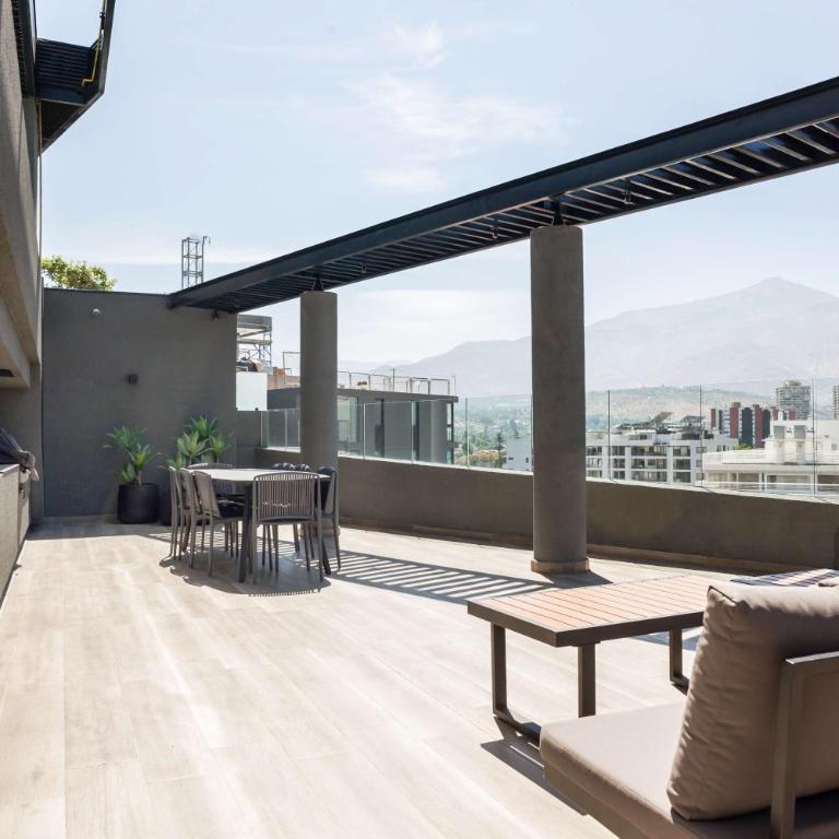 Chic Urban Retreat Studio for 3 in Las Condes - Apartment - 35