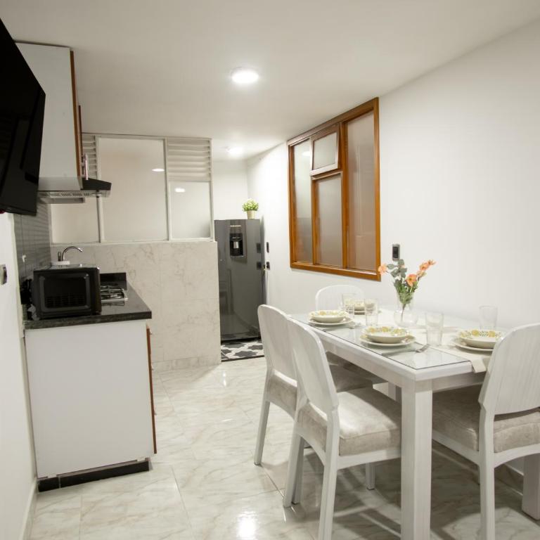 Hermoso apto a minutos del aeropuerto - Apartamento de 1 dormitorio - 24