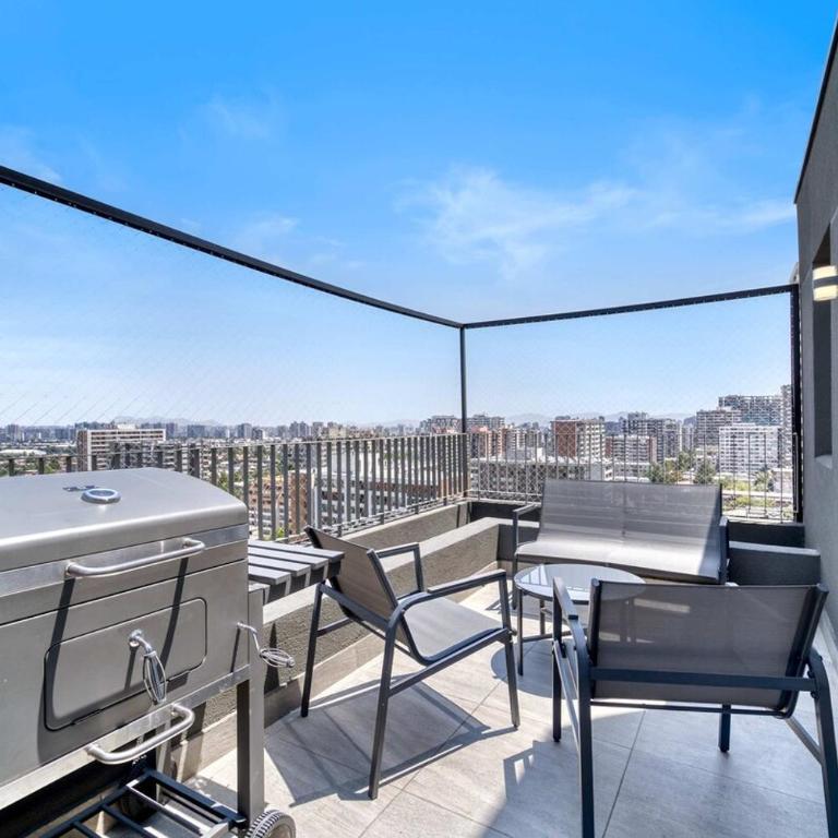 Espacio Urbano- 3D with Wifi - Three-Bedroom Apartment with View - 3