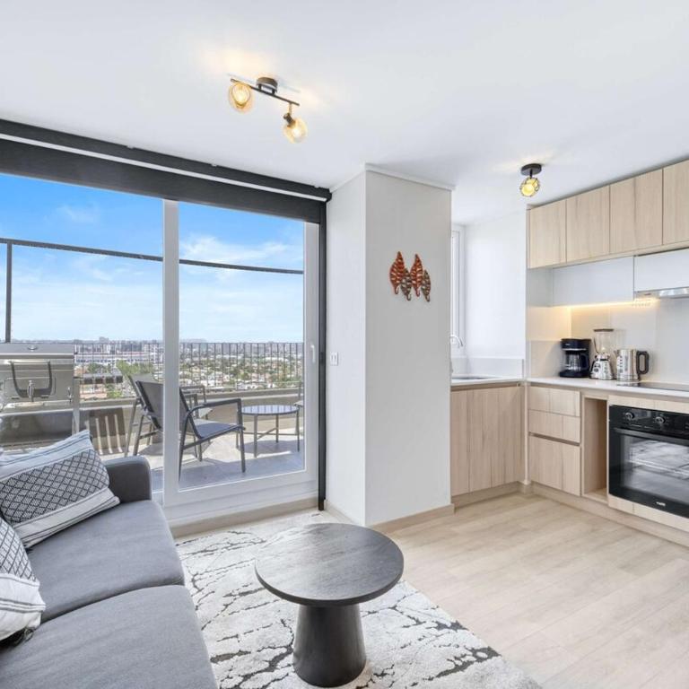 Espacio Urbano- 3D with Wifi - Three-Bedroom Apartment with View - 12