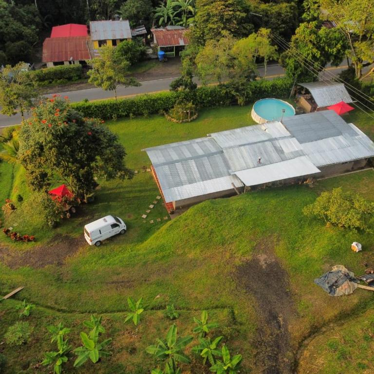 Casa de descanso los troncos - Three-Bedroom Vacation Home - 1