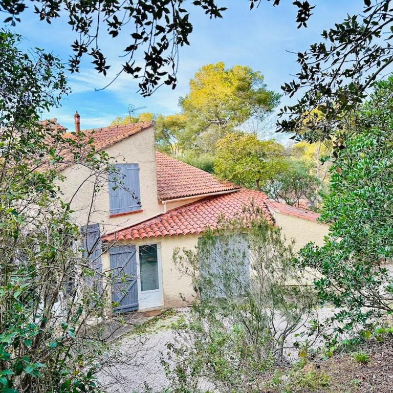 Charmante villa en bord de mer - Maison 4 Chambres - 16