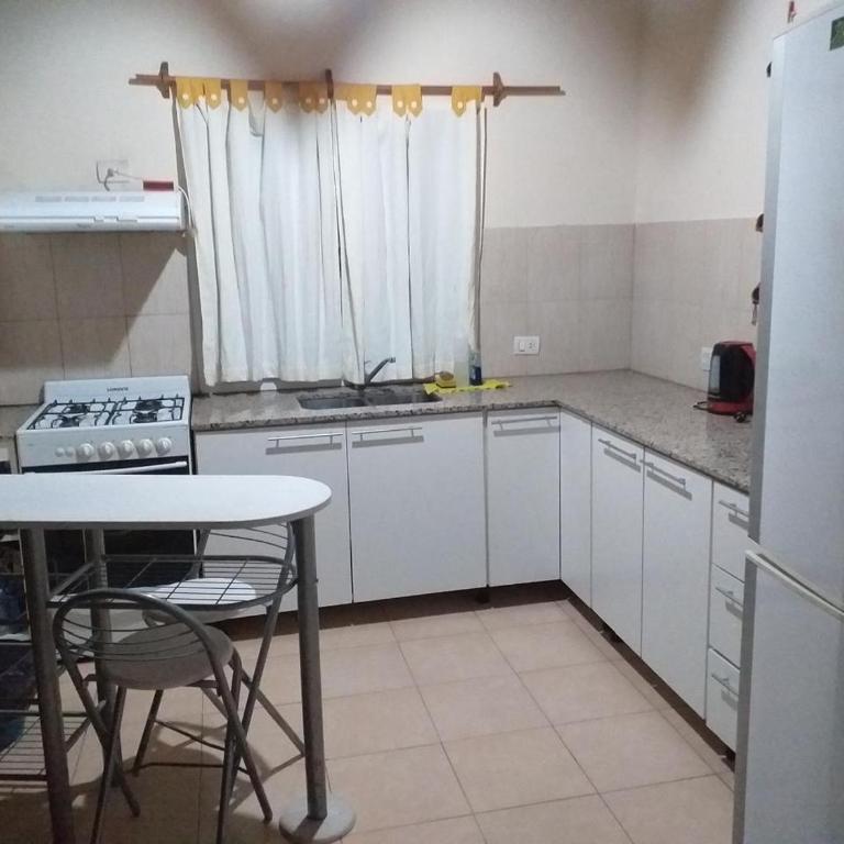 Casa TAFI - Three-Bedroom House - 17