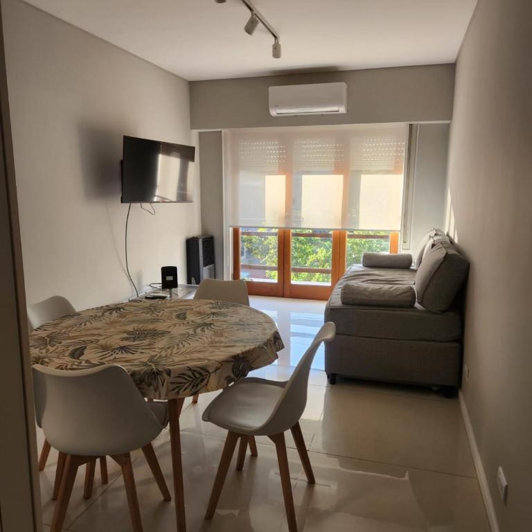 Departamento para 4 personas en Mar del Plata, La Perla - One-Bedroom Apartment - 2