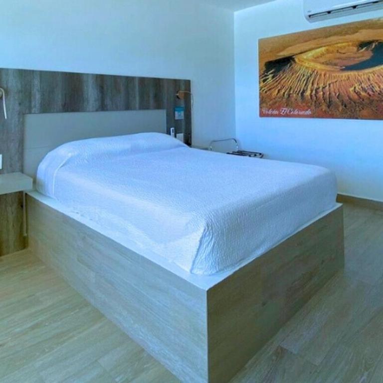 Hotel Playa Bonita Resort - Queen Room with Sea View - 2