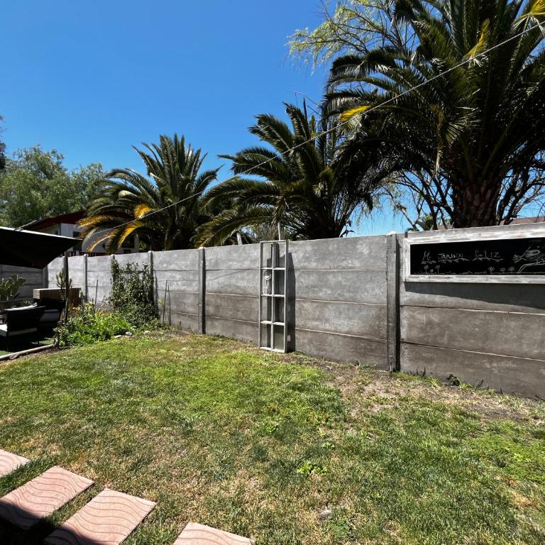 Mels House Batuco - Three-Bedroom House - 1