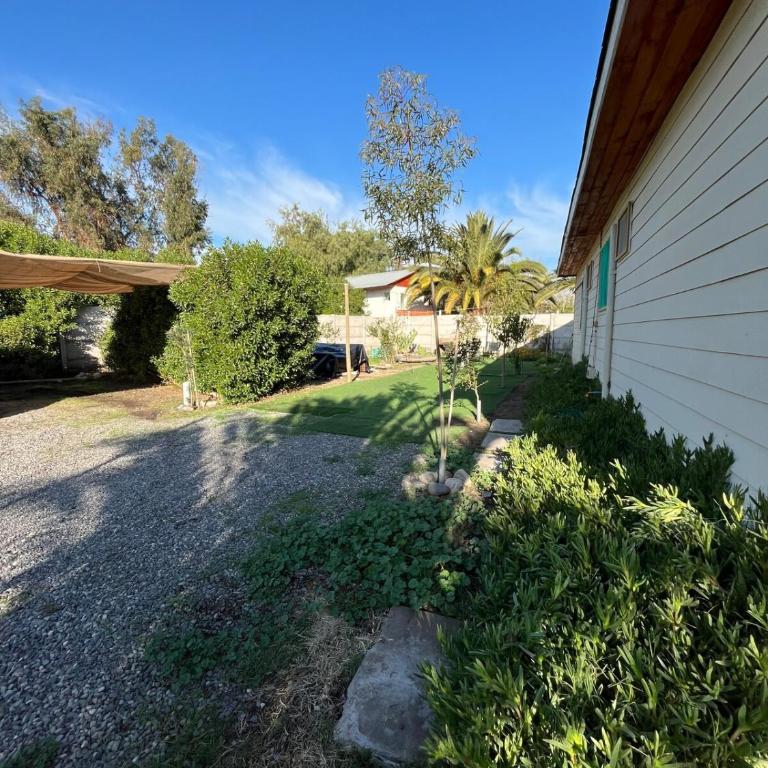 Mels House Batuco - Three-Bedroom House - 25